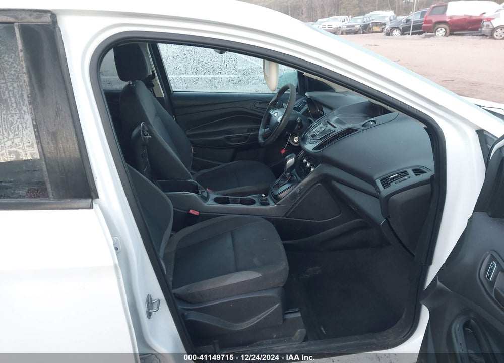 2013 FORD ESCAPE S VIN: 1FMCU0F79DUD72338