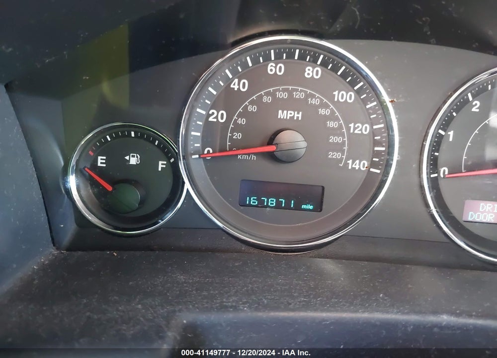 2007 JEEP COMMANDER SPORT VIN: 1J8HH48K77C587615
