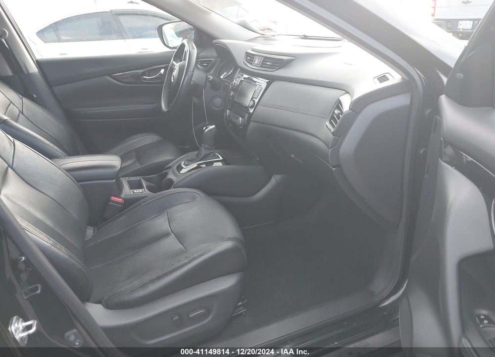 2019 NISSAN ROGUE VIN: 5N1AT2MT0KC789324