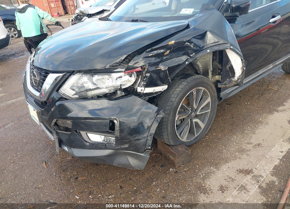 2019 NISSAN ROGUE VIN: 5N1AT2MT0KC789324