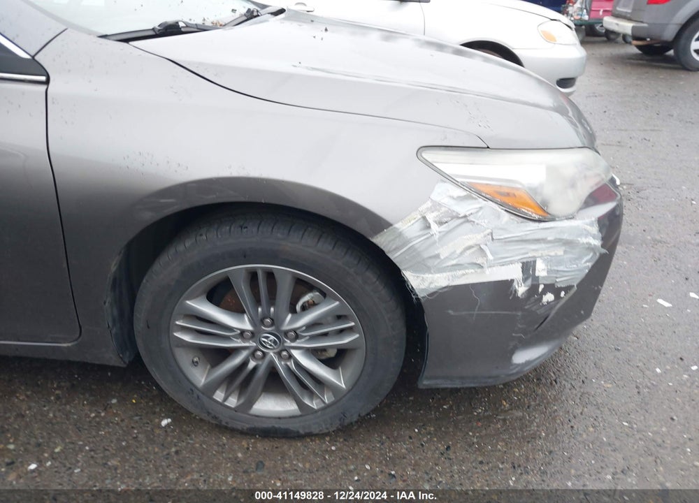2017 TOYOTA CAMRY SE VIN: 4T1BF1FK4HU652786