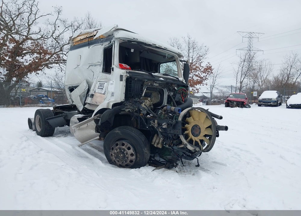 2015 VOLVO VN VNM VIN: 4V4M99DGXFN927607
