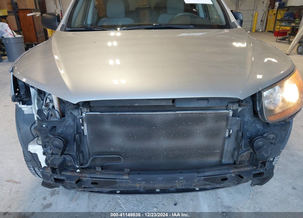 2010 HYUNDAI SANTA FE GLS VIN: 5NMSG3AB7AH368215