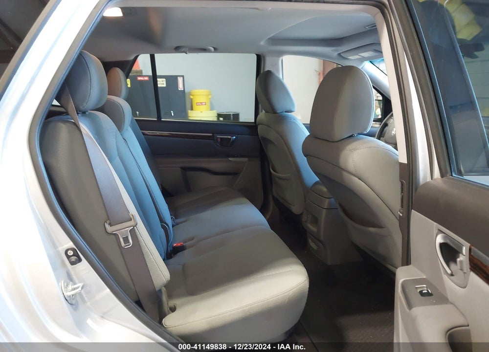 2010 HYUNDAI SANTA FE GLS VIN: 5NMSG3AB7AH368215