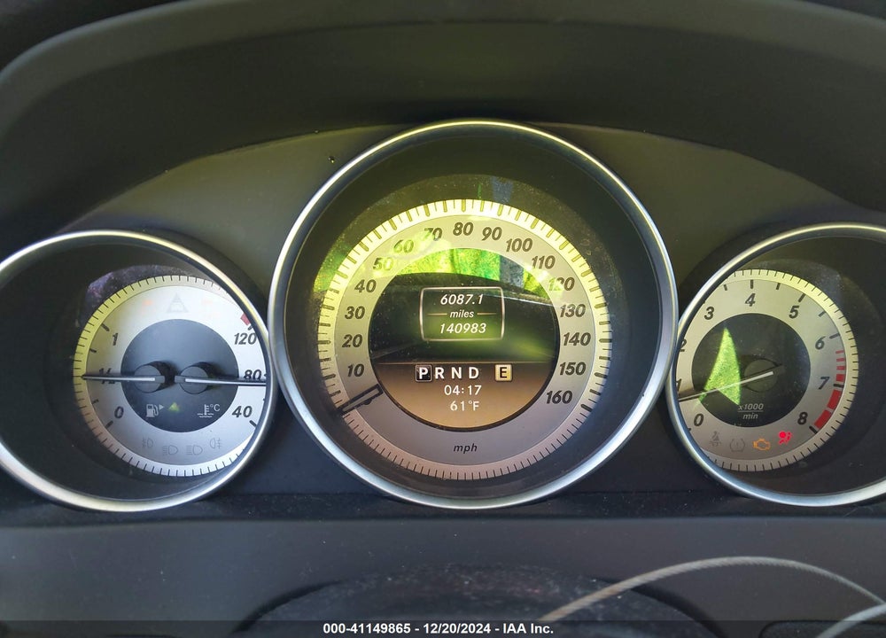 2012 MERCEDES-BENZ C 250 LUXURY/SPORT VIN: WDDGF4HB7CR234121