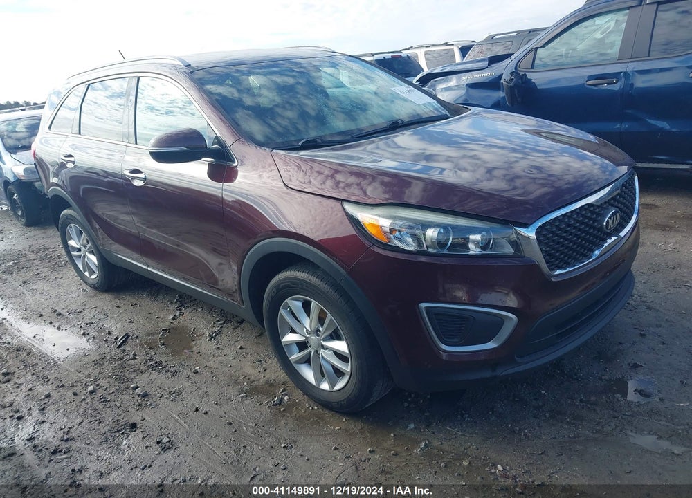 2017 KIA SORENTO 2.4L LX VIN: 5XYPG4A32HG265745