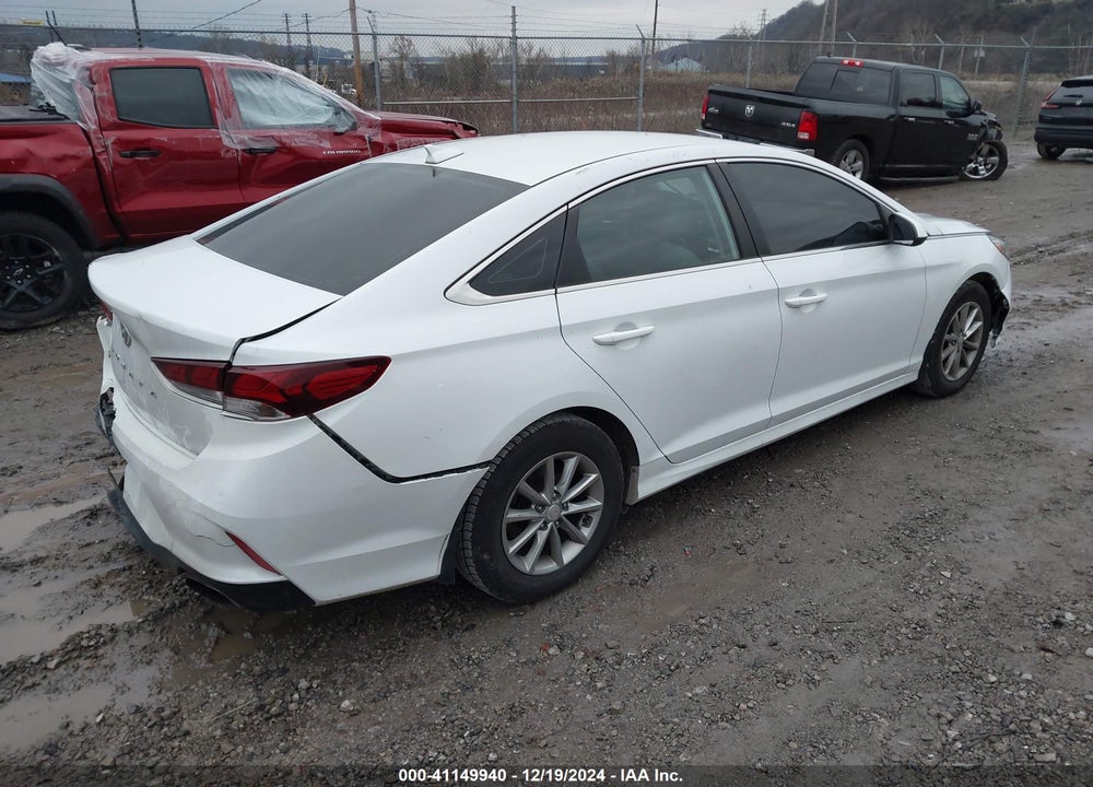 2018 HYUNDAI SONATA VIN: 5NPE24AF5JH673610