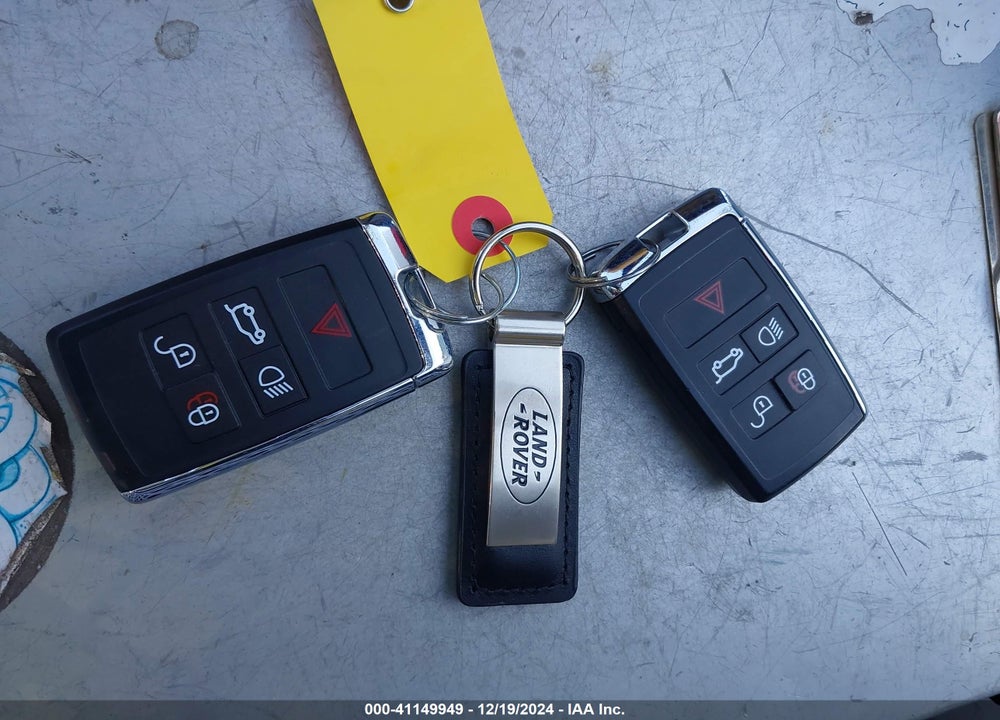 2025 LAND ROVER RANGE ROVER VELAR P250 S VIN: SALYJ2EX1SA393398