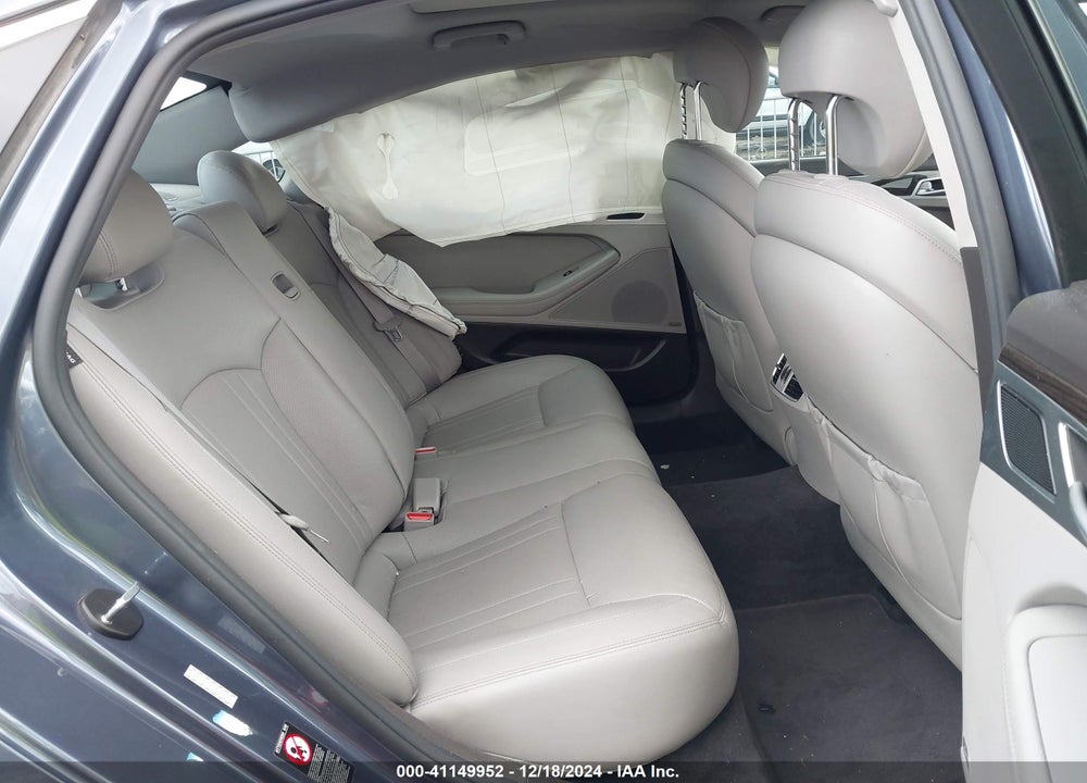 2015 HYUNDAI GENESIS 3.8 VIN: KMHGN4JE2FU087463