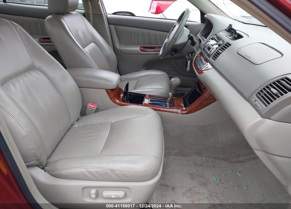 2005 TOYOTA CAMRY XLE V6 VIN: 4T1BF30K05U085427