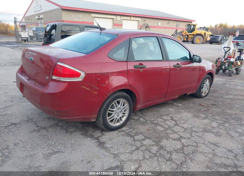2010 FORD FOCUS SE VIN: 1FAHP3FNXAW177808
