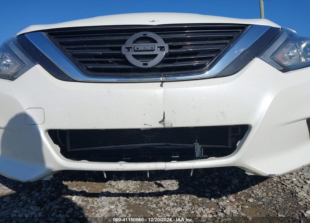 2017 NISSAN ALTIMA VIN: 1N4AL3AP1HC122424
