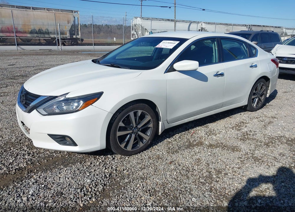 2017 NISSAN ALTIMA VIN: 1N4AL3AP1HC122424