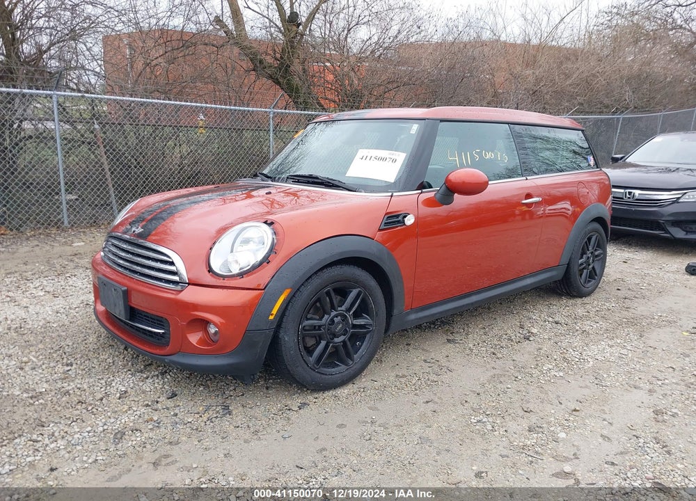 2012 MINI COOPER CLUBMAN VIN: WMWZF3C58CT488953