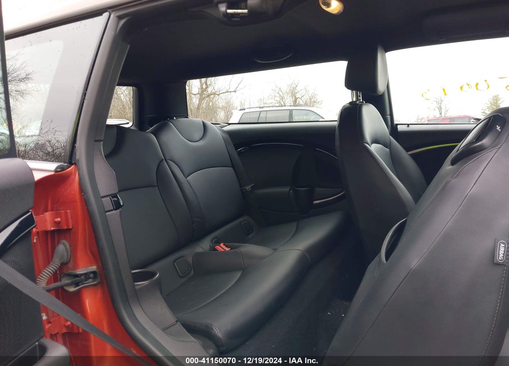 2012 MINI COOPER CLUBMAN VIN: WMWZF3C58CT488953
