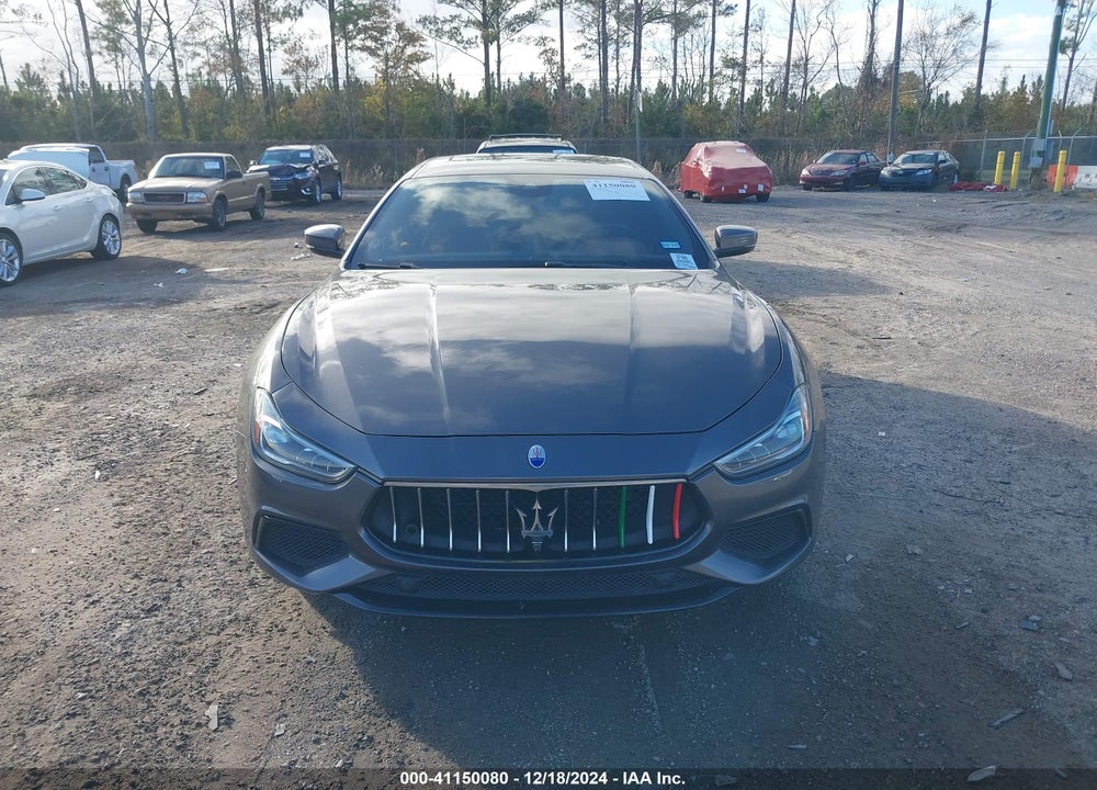 2018 MASERATI GHIBLI S GRANSPORT VIN: ZAM57YSS5J1277068
