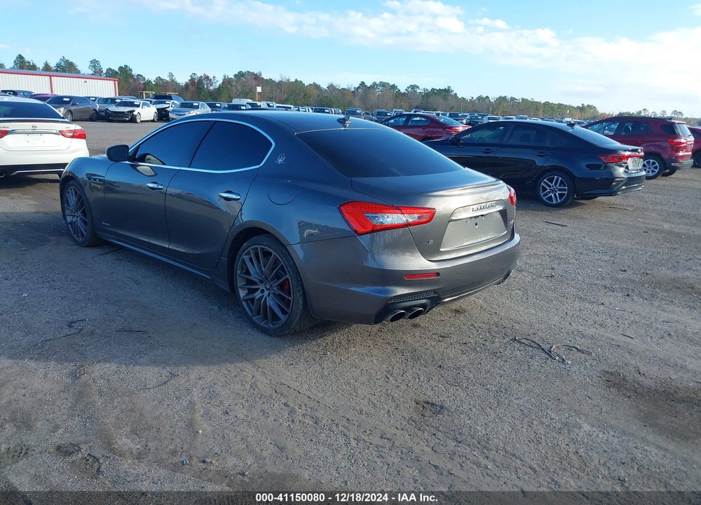 2018 MASERATI GHIBLI S GRANSPORT VIN: ZAM57YSS5J1277068