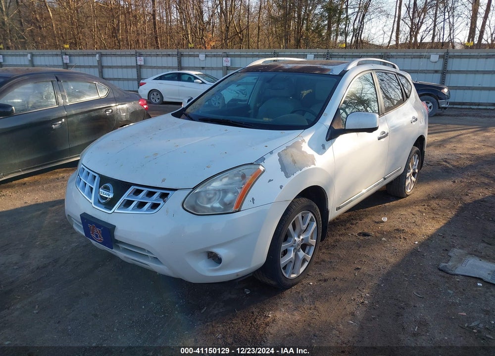 2013 NISSAN ROGUE SV W/SL PKG VIN: JN8AS5MT4DW528910