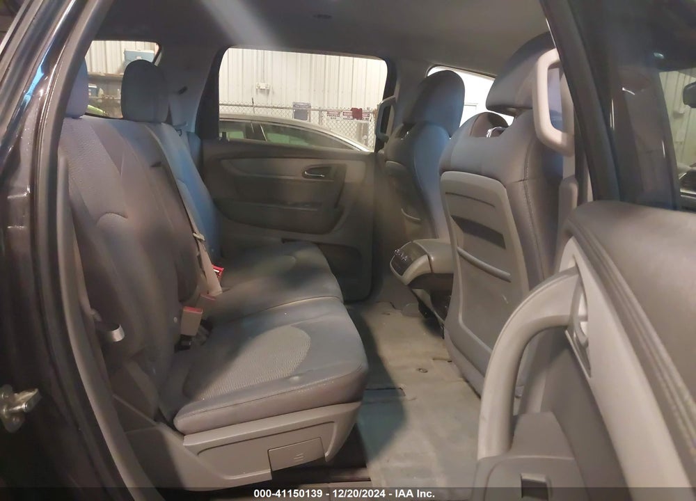 2015 CHEVROLET TRAVERSE LS VIN: 1GNKRFED3FJ376246