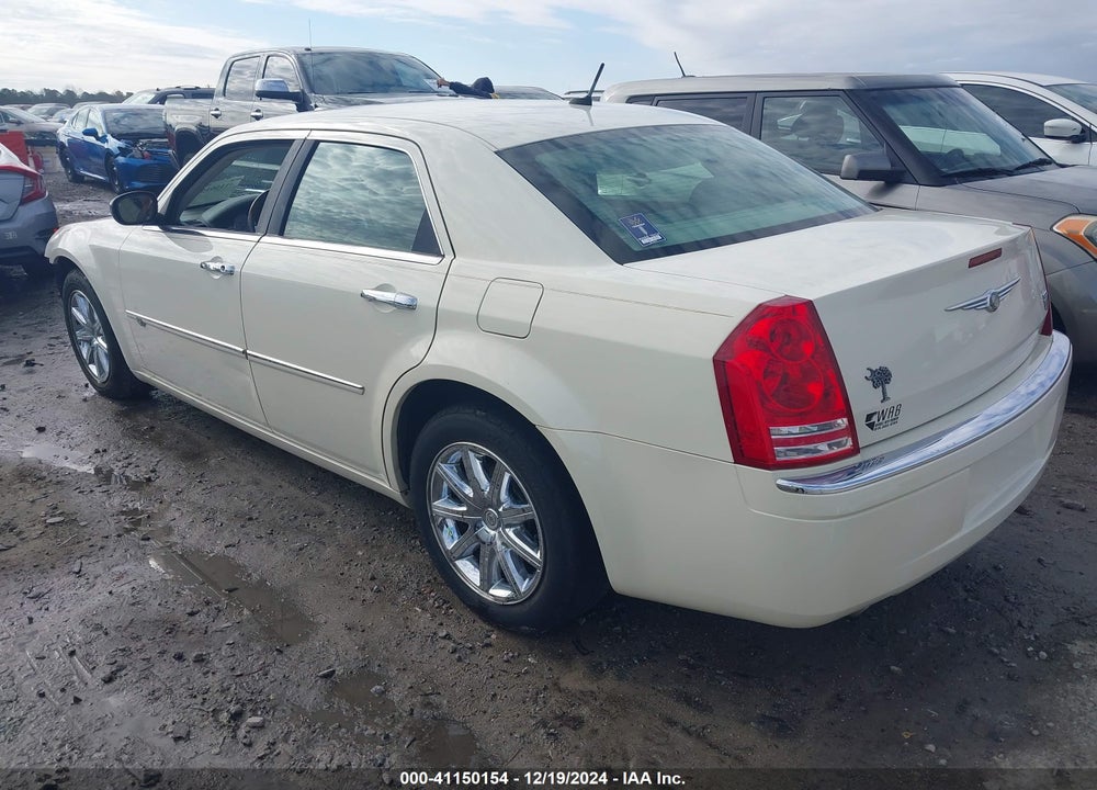 2008 CHRYSLER 300C VIN: 2C3KA63H68H201651