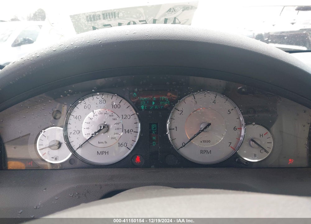 2008 CHRYSLER 300C VIN: 2C3KA63H68H201651