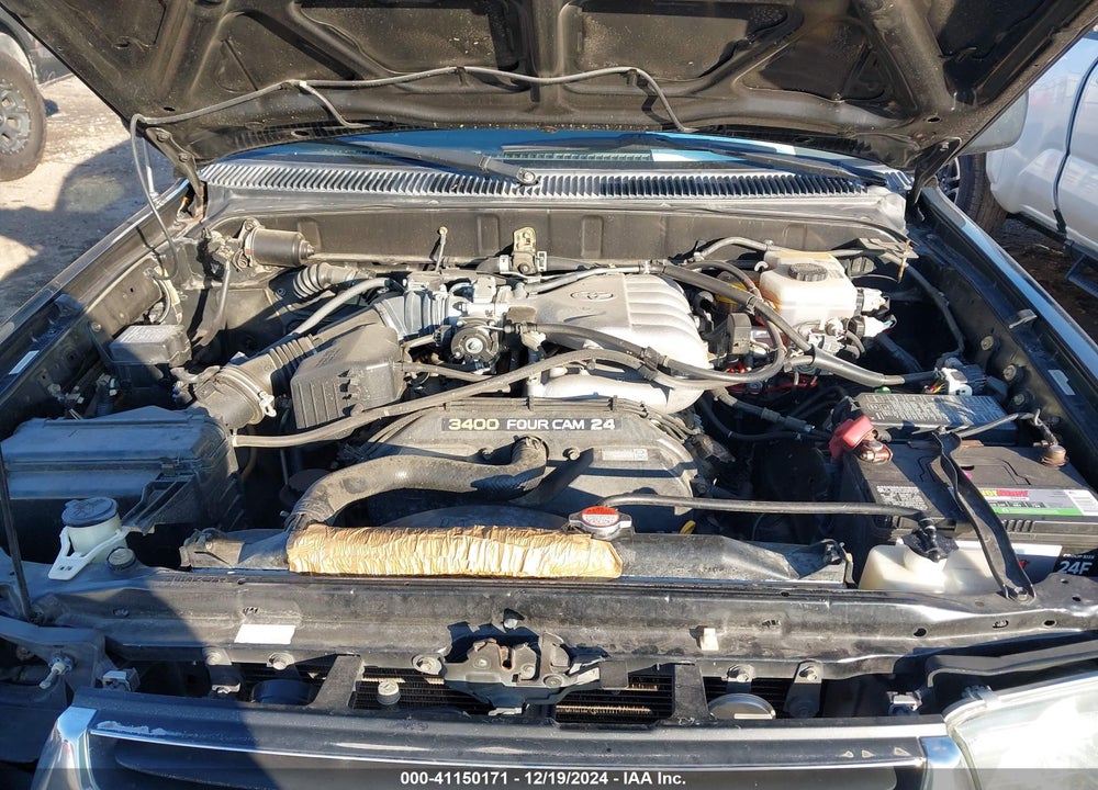 2001 TOYOTA 4RUNNER SR5 V6 VIN: JT3GN86R810204507