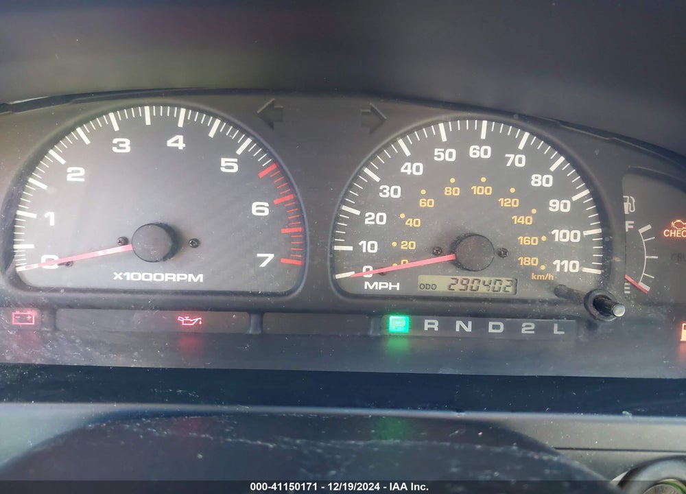 2001 TOYOTA 4RUNNER SR5 V6 VIN: JT3GN86R810204507
