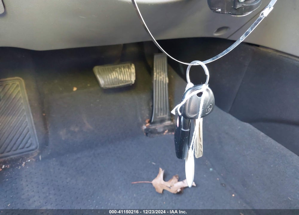 2013 HYUNDAI SONATA GLS VIN: 5NPEB4AC4DH752065