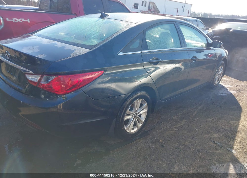 2013 HYUNDAI SONATA GLS VIN: 5NPEB4AC4DH752065