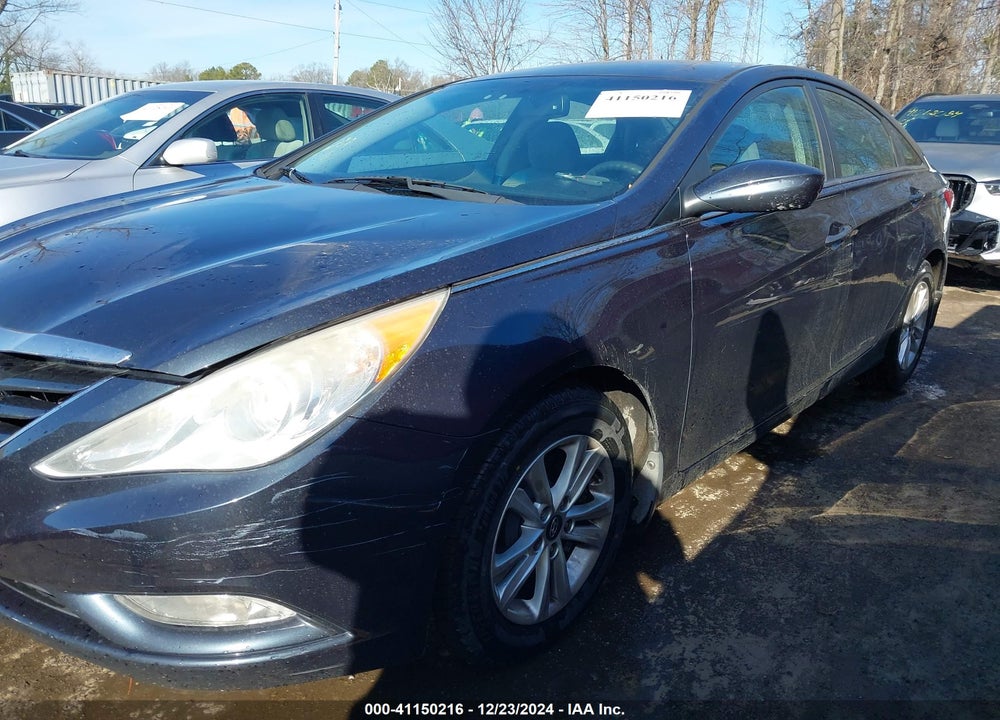2013 HYUNDAI SONATA GLS VIN: 5NPEB4AC4DH752065