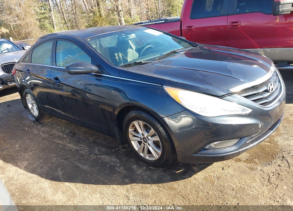 2013 HYUNDAI SONATA GLS VIN: 5NPEB4AC4DH752065