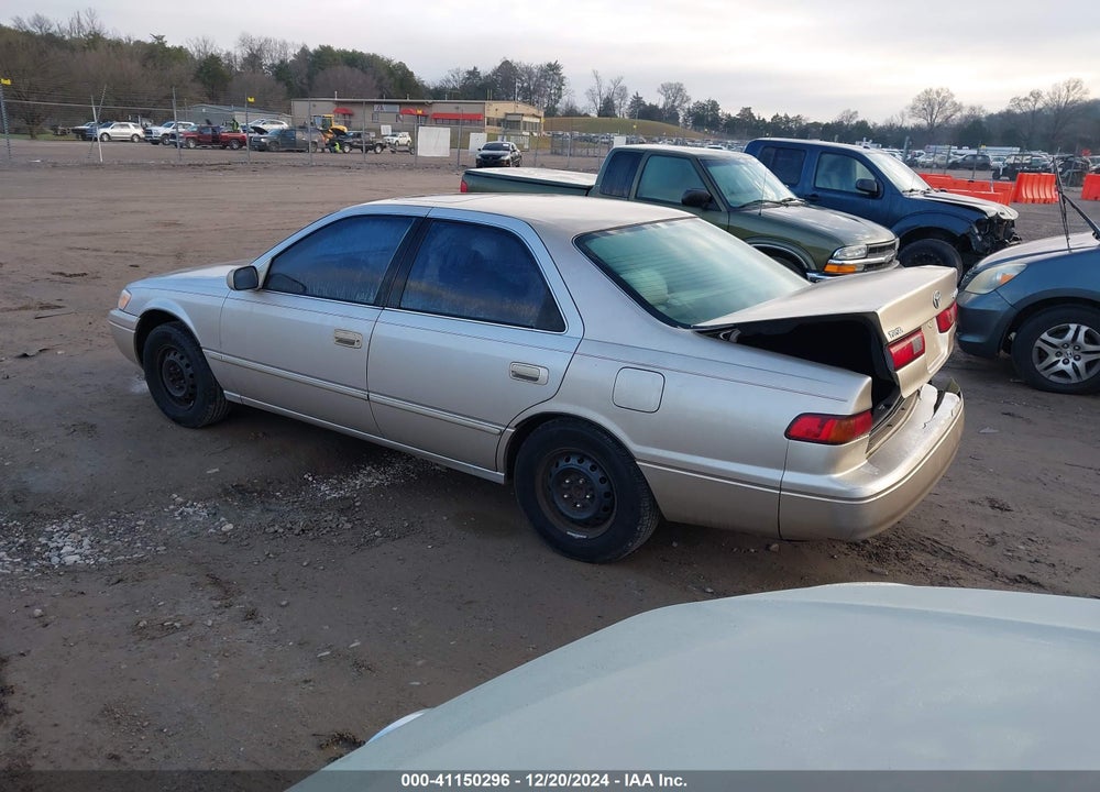 1997 TOYOTA CAMRY LE VIN: 4T1BG22K0VU168165