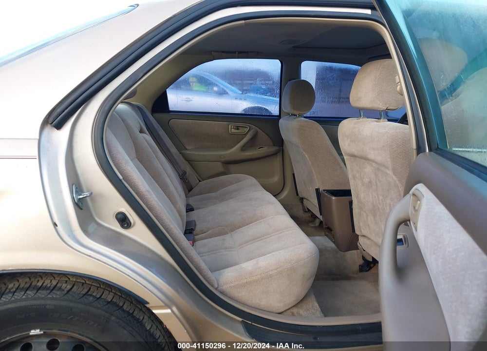 1997 TOYOTA CAMRY LE VIN: 4T1BG22K0VU168165