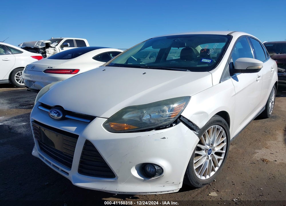 2014 FORD FOCUS TITANIUM VIN: 1FADP3J27EL407159