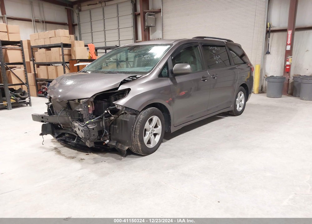 2019 TOYOTA SIENNA VIN: 5TDKZ3DC7KS001733