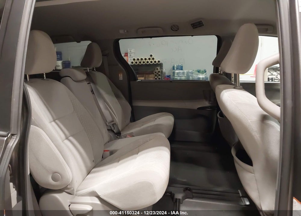 2019 TOYOTA SIENNA VIN: 5TDKZ3DC7KS001733