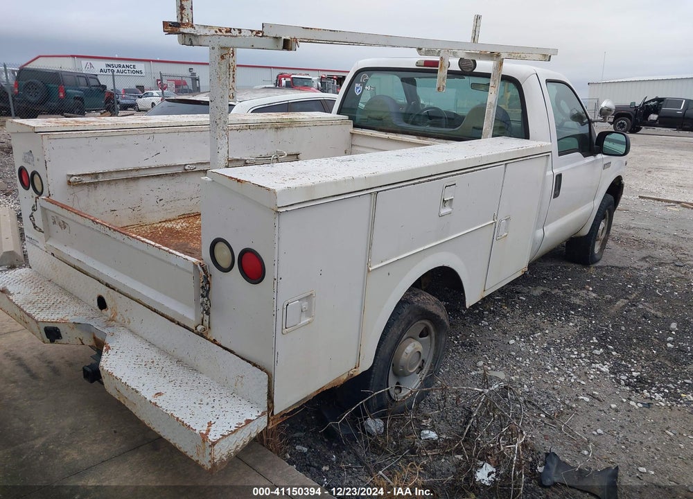 2005 FORD F-250 XL/XLT VIN: 1FTSF21YX5EA40300