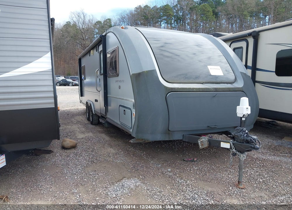 2011 UNDEFINED EARTHBOUND TRAVEL TRAILER - 30 FT VIN: 1E91E2923B2461139