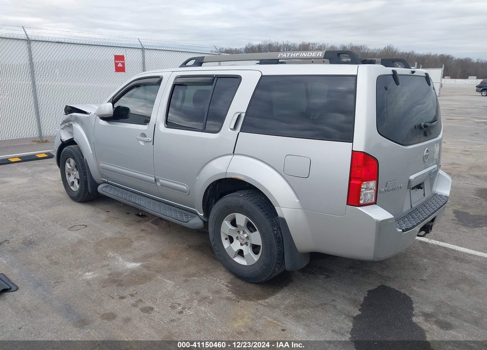 2005 NISSAN PATHFINDER SE VIN: 5N1AR18W25C785406