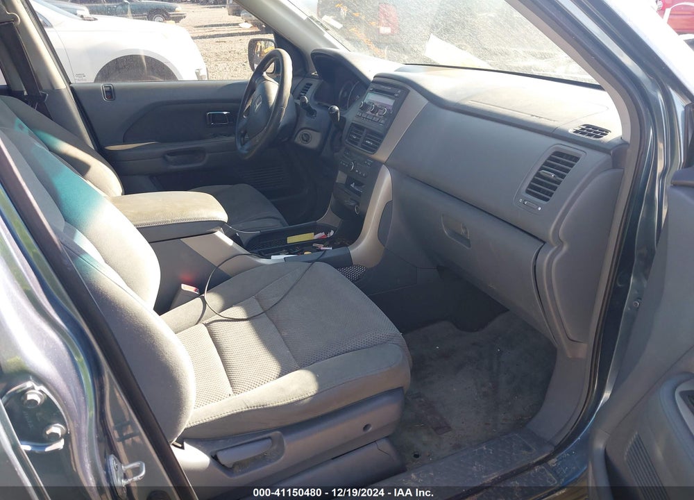 2008 HONDA PILOT EX VIN: 5FNYF28478B000224
