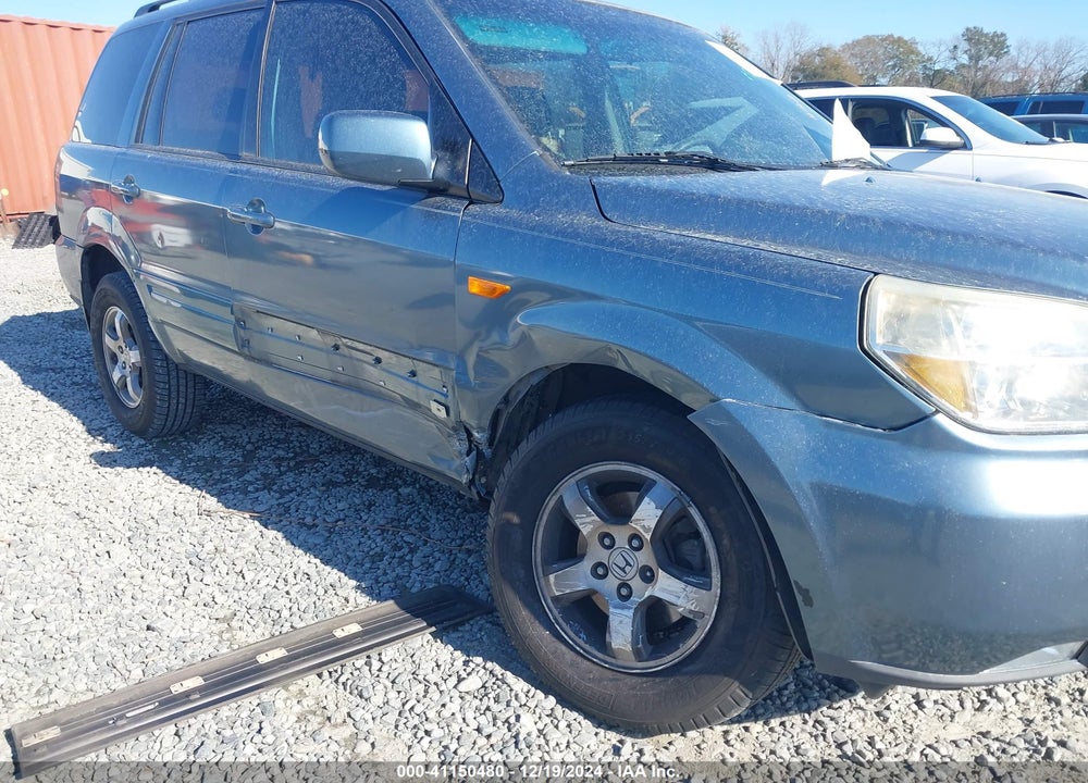 2008 HONDA PILOT EX VIN: 5FNYF28478B000224