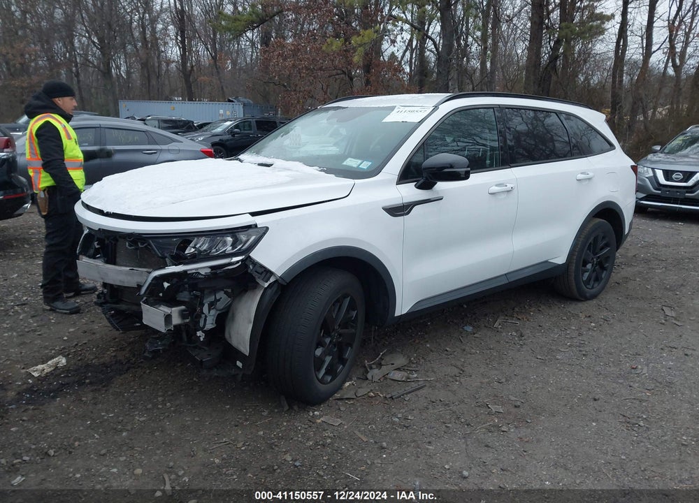 2021 KIA SORENTO S VIN: 5XYRLDLC2MG004370