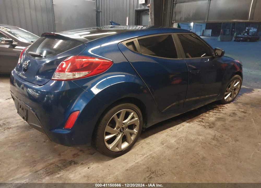 2017 HYUNDAI VELOSTER VIN: KMHTC6AD9HU321527