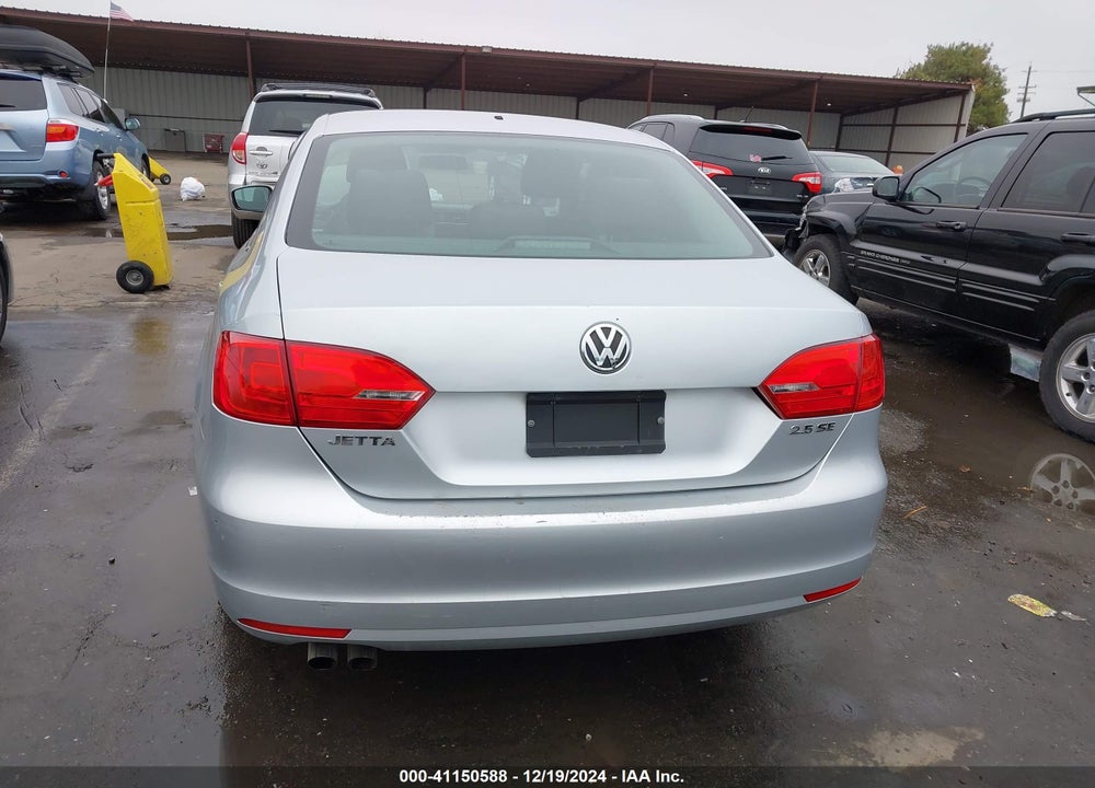 2013 VOLKSWAGEN JETTA 2.5L SE VIN: 3VWDP7AJXDM383538