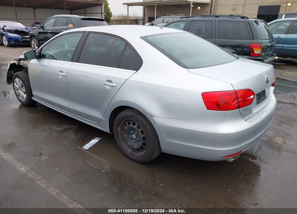 2013 VOLKSWAGEN JETTA 2.5L SE VIN: 3VWDP7AJXDM383538