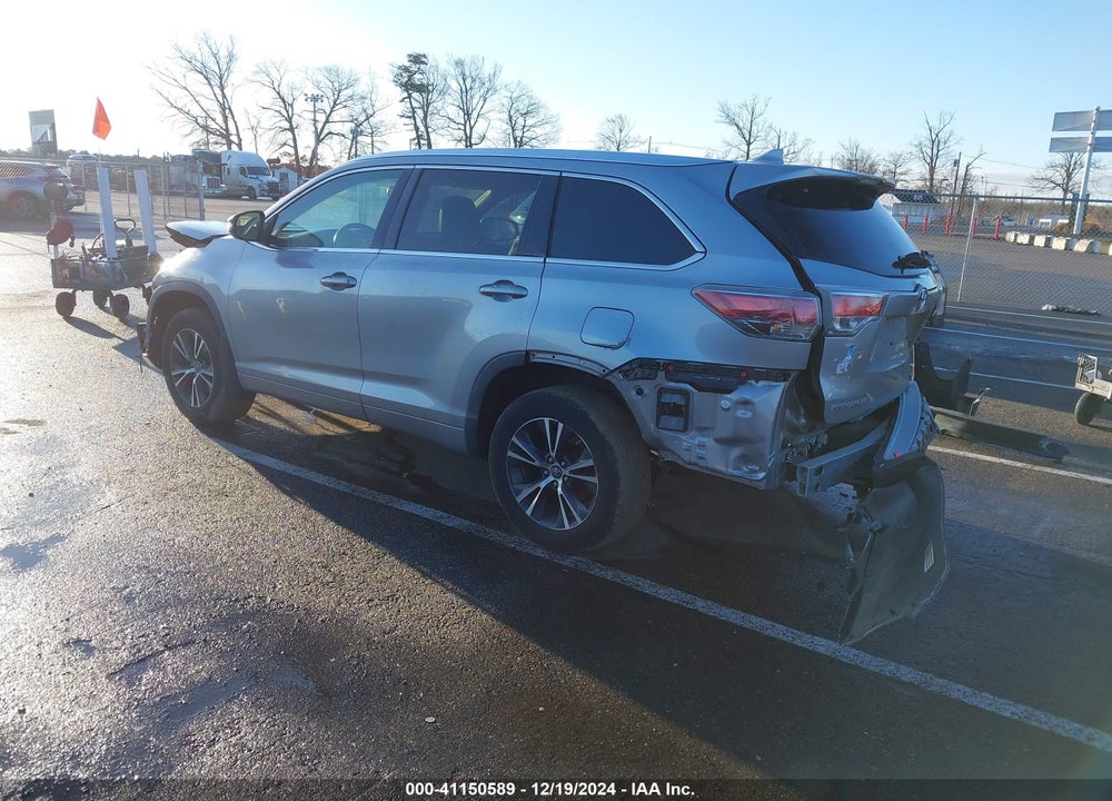 2016 TOYOTA HIGHLANDER XLE V6 VIN: 5TDJKRFH8GS294982