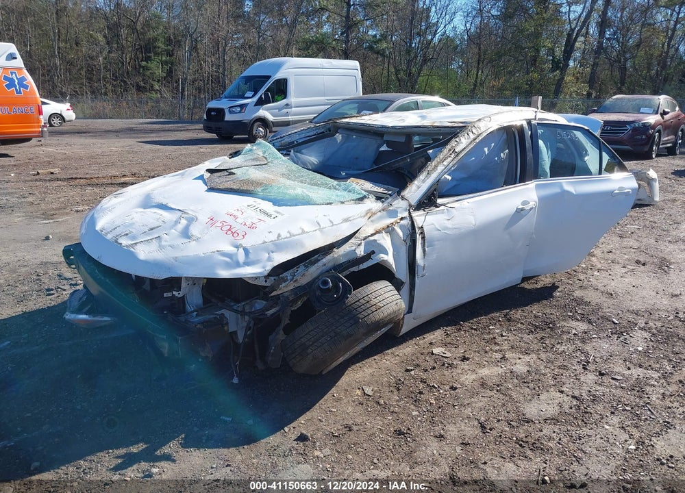 2017 TOYOTA CAMRY LE VIN: 4T1BF1FK5HU373170