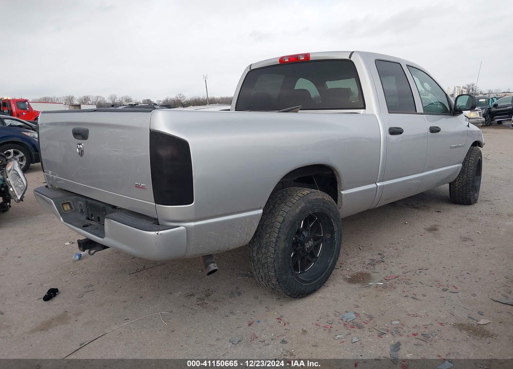 2005 DODGE RAM 1500 SLT/LARAMIE VIN: 1D7HA18D45J547390