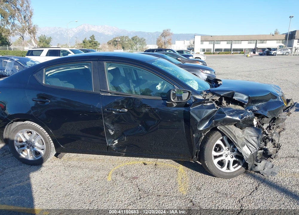 2016 SCION IA VIN: 3MYDLBZVXGY106220
