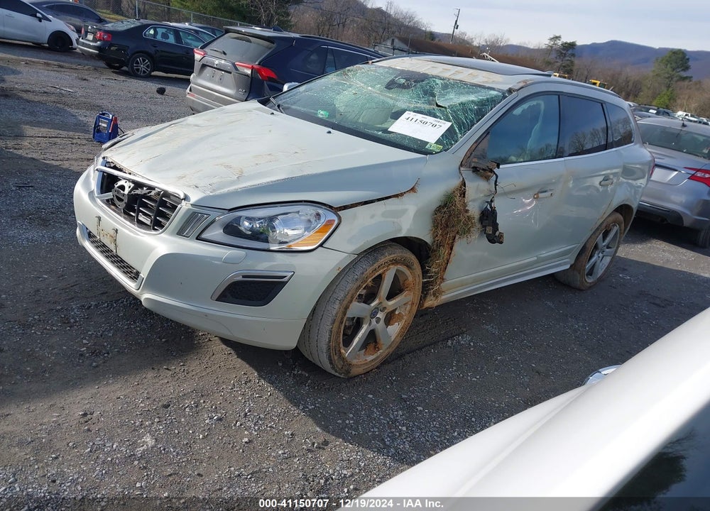 2013 VOLVO XC60 T6 VIN: YV4902DZ5D2409534